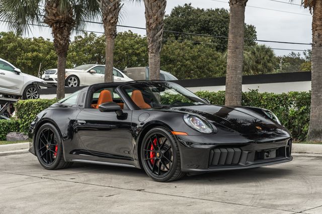 2026 Porsche 911 Targa 4 GTS - 22976267 - 10