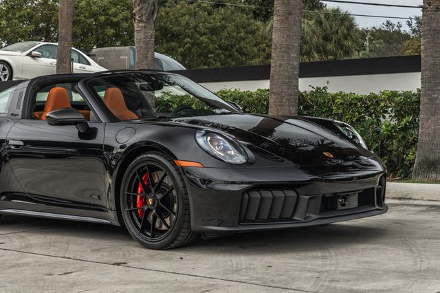 2026 Porsche 911 Targa 4 GTS - 22976267 - 11