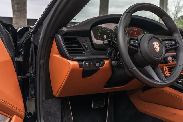 2026 Porsche 911 Targa 4 GTS - 22976267 - 17