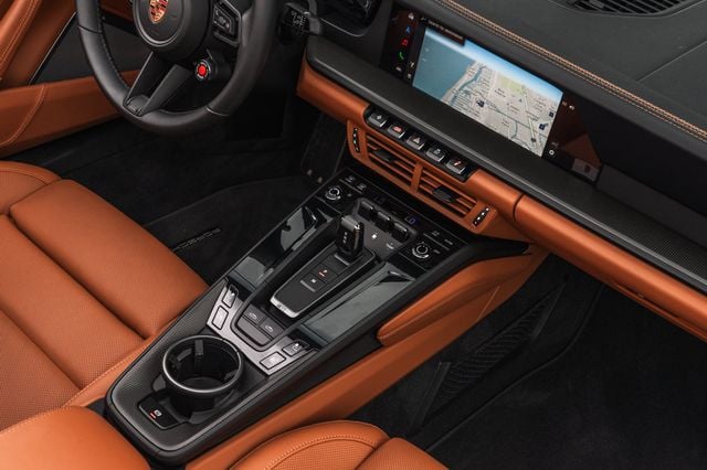 2026 Porsche 911 Targa 4 GTS - 22976267 - 25