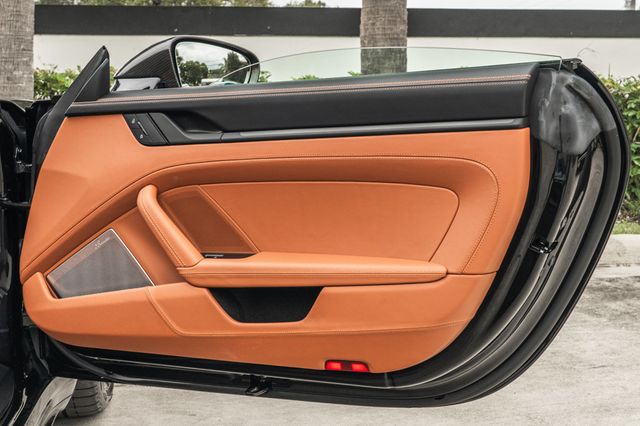 2026 Porsche 911 Targa 4 GTS - 22976267 - 28