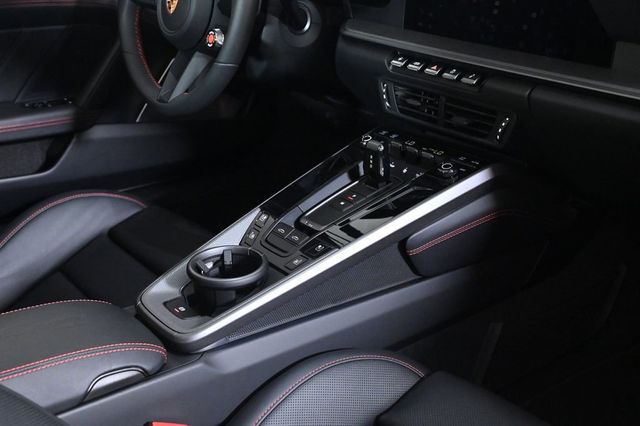 2026 Porsche 911 Targa 4S - 23028535 - 19