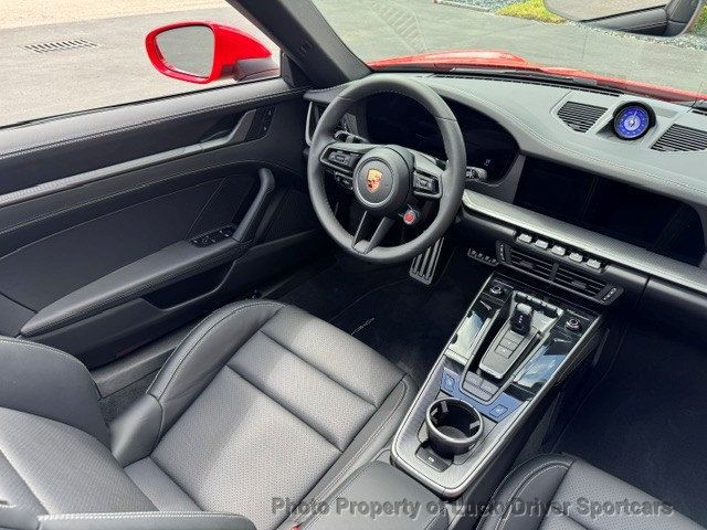 2026 Porsche 911 Targa 4S - 23030671 - 32