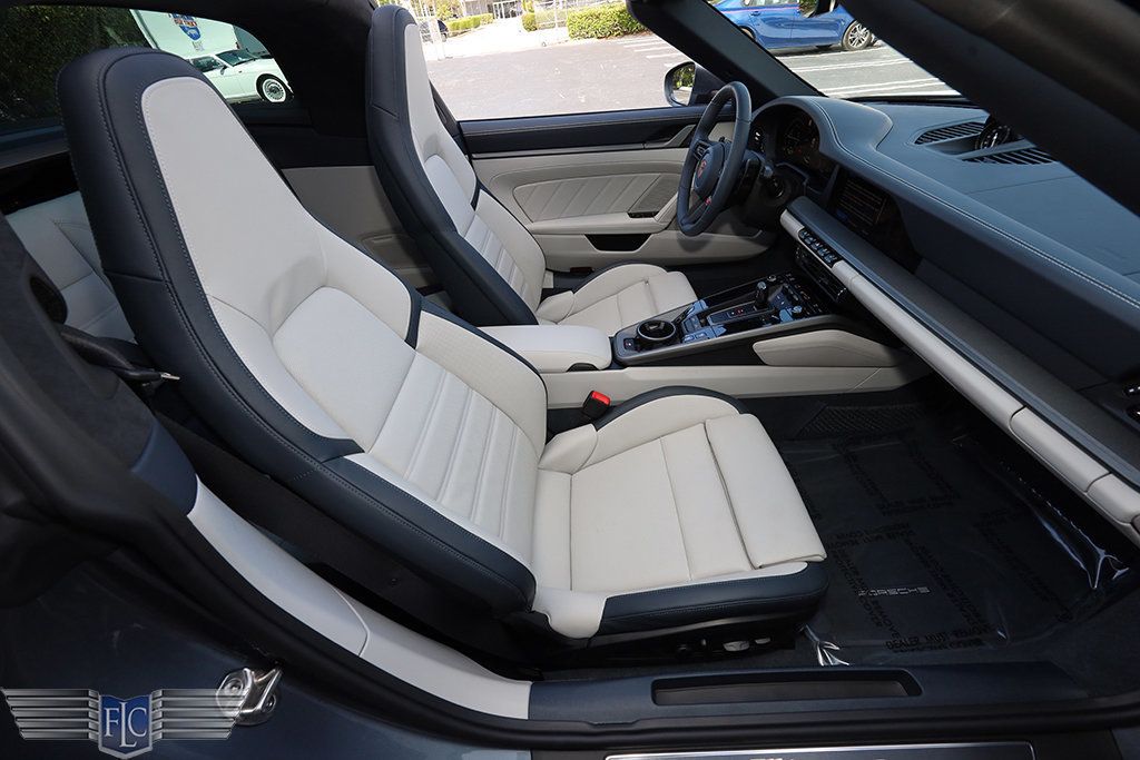 2026 Porsche 911 Targa 4S - 22995044 - 14