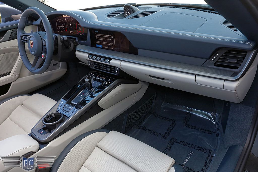 2026 Porsche 911 Targa 4S - 22995044 - 19