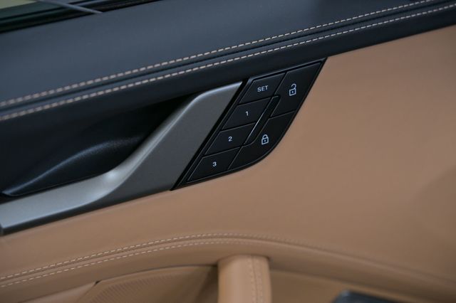 2026 Porsche 911 Turbo S Cabriolet - 23026852 - 32