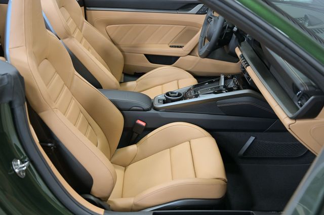 2026 Porsche 911 Turbo S Cabriolet - 23026852 - 36