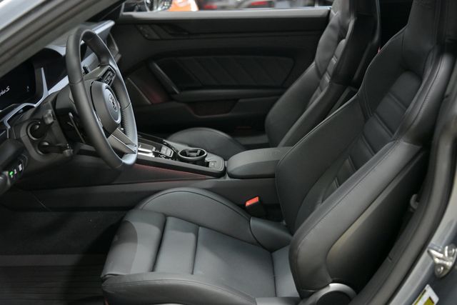 2026 Porsche 911 Turbo S Coupe - 23051557 - 30