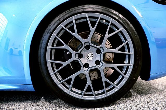 2026 Porsche 911 CARRERA T - 6sp Paint to Sample...48 Miles...6SP, AEROKIT  - 22982763 - 43