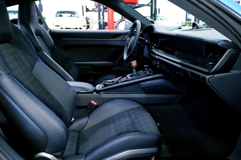 2026 Porsche 911 CARRERA T - 6sp Paint to Sample...48 Miles...6SP Manual, AEROKIT - 22982763 - 24