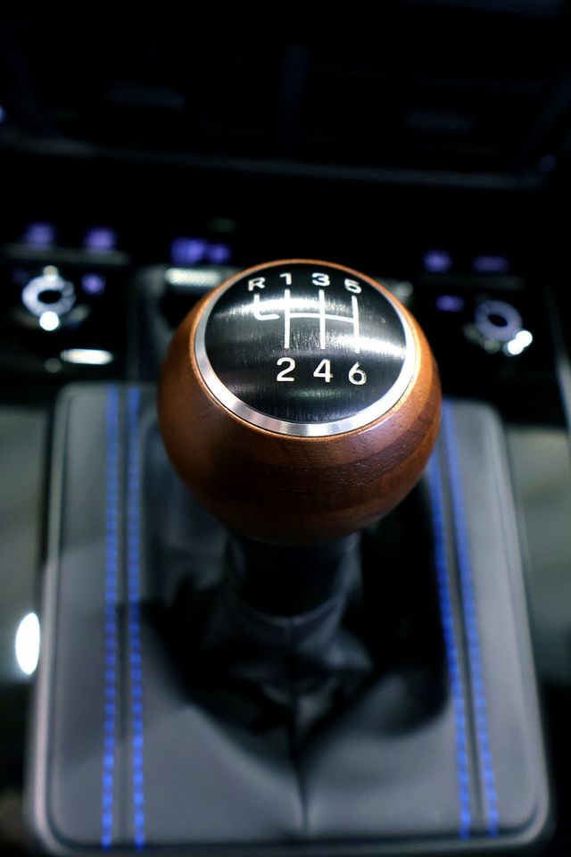 2026 Porsche 911 CARRERA T - 6sp Paint to Sample...48 Miles...6SP Manual, AEROKIT - 22982763 - 40