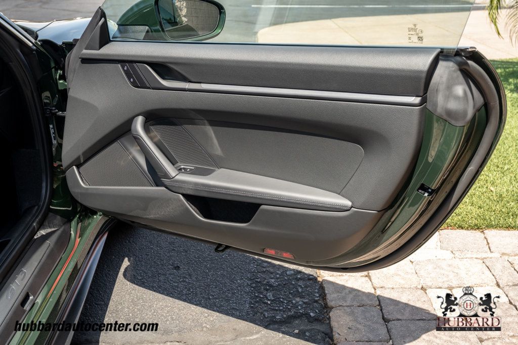 2026 Porsche 911 GT3 Touring  - 23052749 - 22