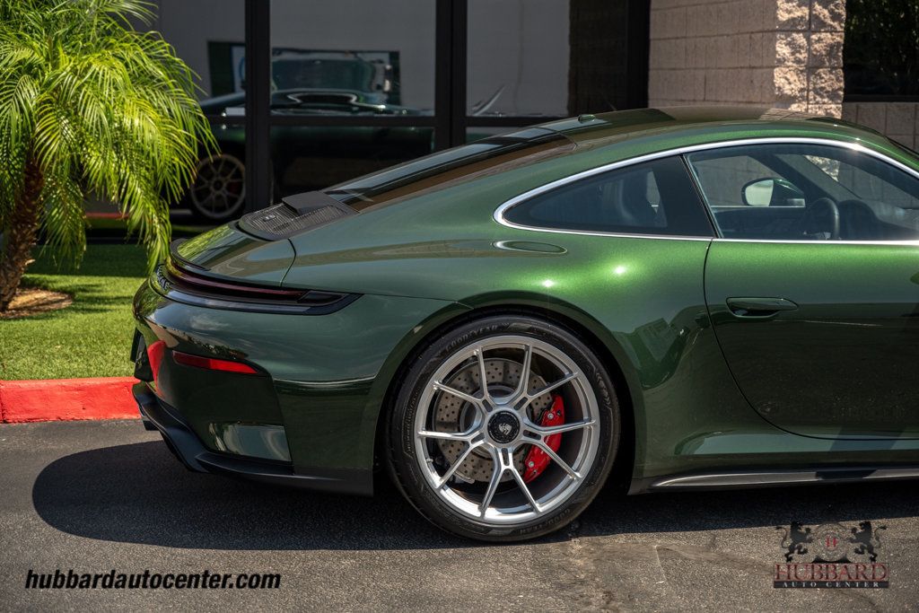 2026 Porsche 911 GT3 Touring  - 23052749 - 38