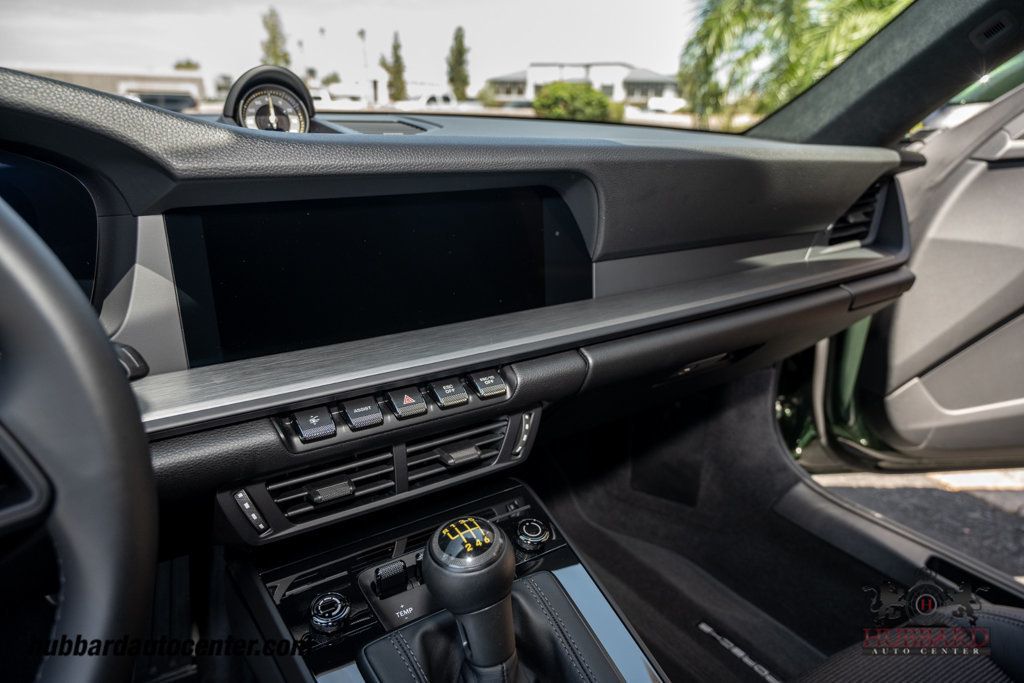 2026 Porsche 911 GT3 Touring  - 23052749 - 58