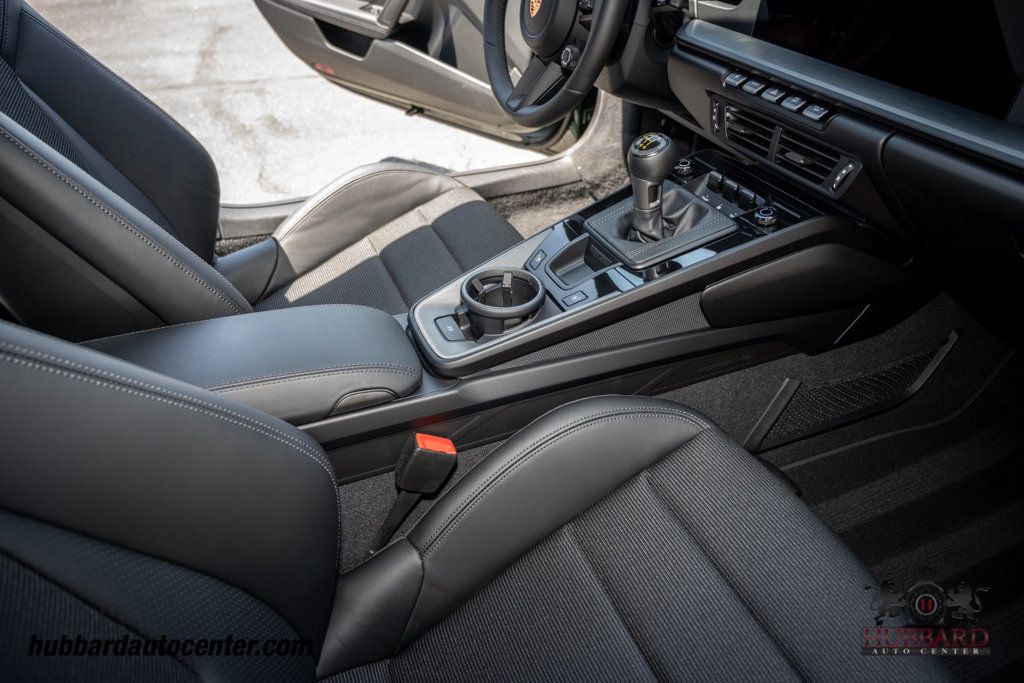 2026 Porsche 911 GT3 Touring  - 23052749 - 61