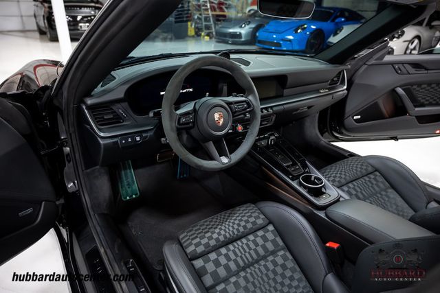 2026 Porsche 911 Targa 4 GTS  - 22989328 - 19