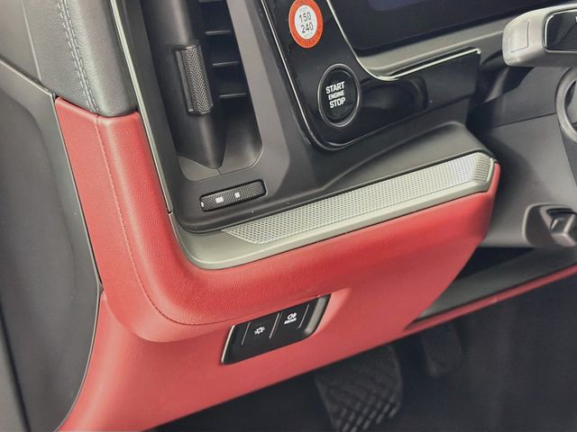 2026 Porsche Cayenne E-Hybrid AWD - 23087827 - 13
