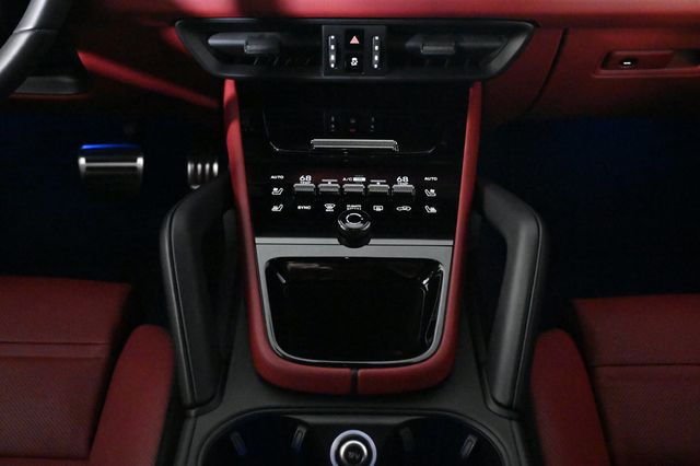 2026 Porsche Cayenne Coupe S - 22996371 - 16