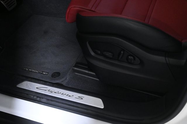 2026 Porsche Cayenne Coupe S - 22996371 - 26