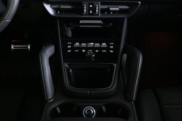 2026 Porsche Cayenne E-Hybrid Coupe Turbo - 23014526 - 15