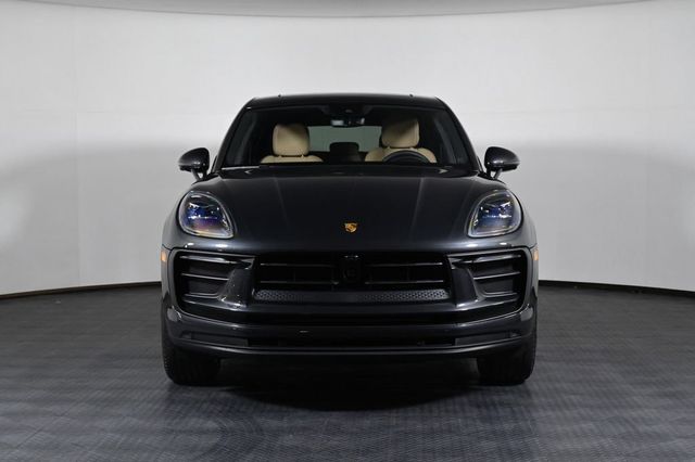 2026 Porsche Macan  - 23034292 - 9
