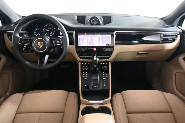 2026 Porsche Macan  - 23034292 - 10