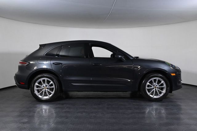2026 Porsche Macan  - 23034292 - 7