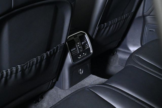 2026 Porsche Macan AWD - 23007848 - 19