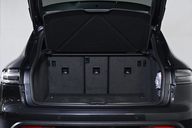 2026 Porsche Macan AWD - 23007869 - 24