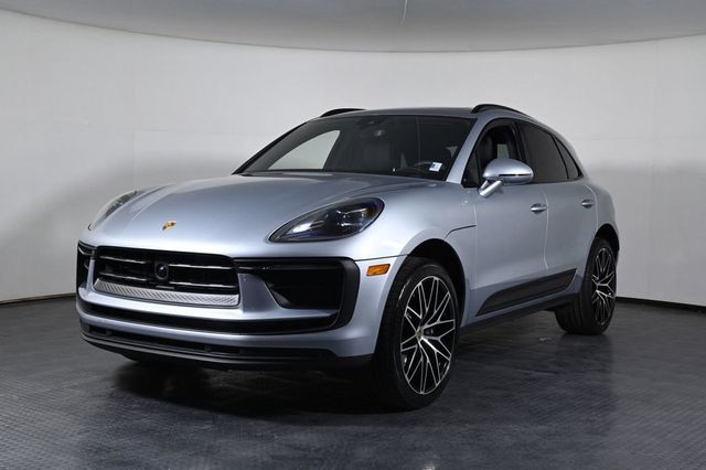 2026 Porsche Macan AWD - 23010891 - 0