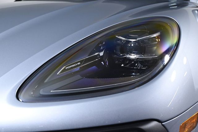 2026 Porsche Macan AWD - 23010891 - 22
