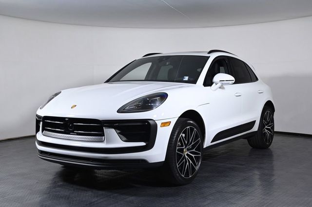2026 Porsche Macan AWD - 23013955 - 0