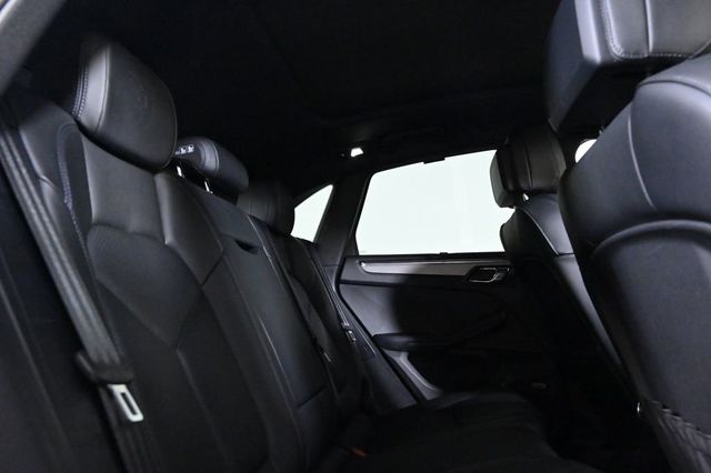 2026 Porsche Macan AWD - 23013955 - 18