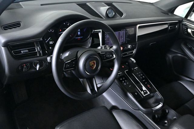 2026 Porsche Macan AWD - 23022146 - 3
