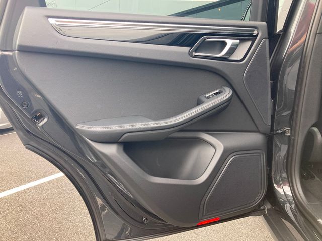 2026 Porsche Macan AWD - 22904275 - 12