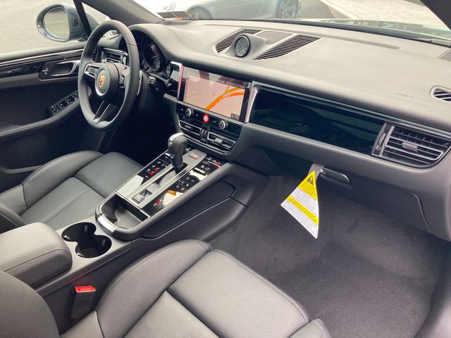 2026 Porsche Macan AWD - 22904275 - 18