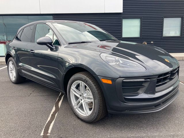 2026 Porsche Macan AWD - 22904275 - 29
