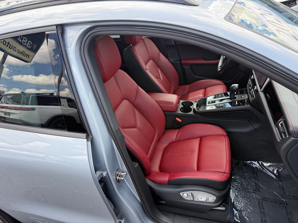 2026 Porsche Macan **MACAN AWD**PREMIUM PACKAGE PLUS**RED INTERIOR** - 23073211 - 35