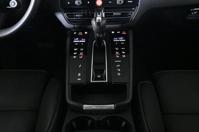 2026 Porsche Macan S - 22991644 - 16