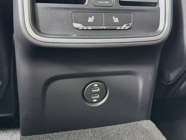 2026 Porsche Macan S AWD - 23075757 - 29