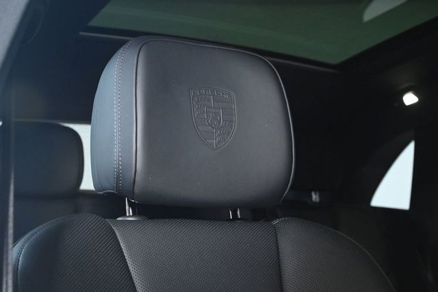2026 Porsche Macan T - 23035257 - 22