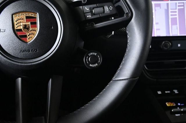 2026 Porsche Macan T - 23035257 - 23
