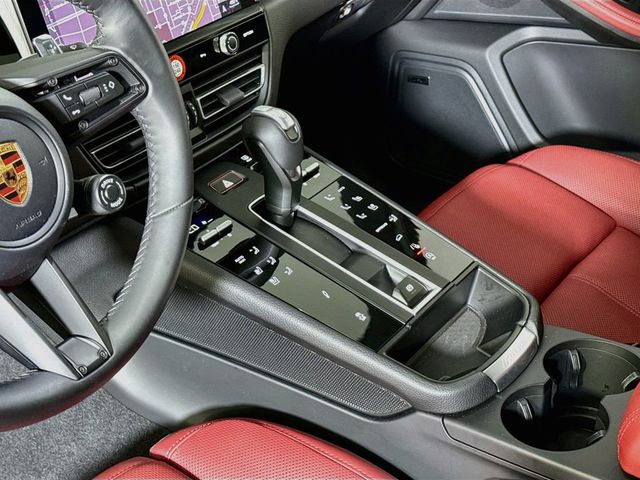 2026 Porsche Macan T - 23075118 - 20