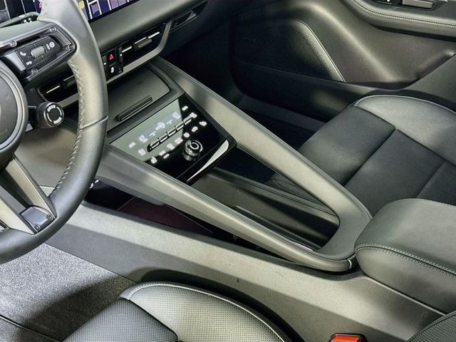 2026 Porsche Macan Electric GTS - 23075601 - 20