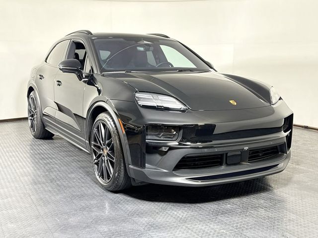 2026 Porsche Macan Electric GTS - 23075601 - 8