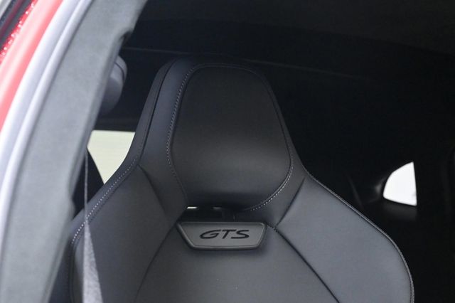 2026 Porsche Panamera GTS - 22959472 - 20
