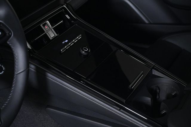 2026 Porsche Panamera GTS - 22959472 - 25