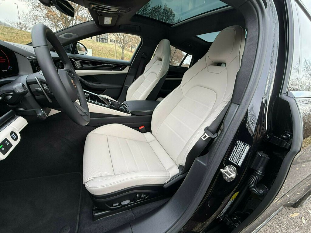 2026 Porsche Panamera GTS AWD, Premium Package, Burmester, Massage Seats - 22964003 - 14
