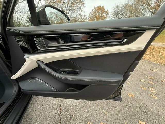 2026 Porsche Panamera GTS AWD, Premium Package, Burmester, Massage Seats - 22964003 - 23