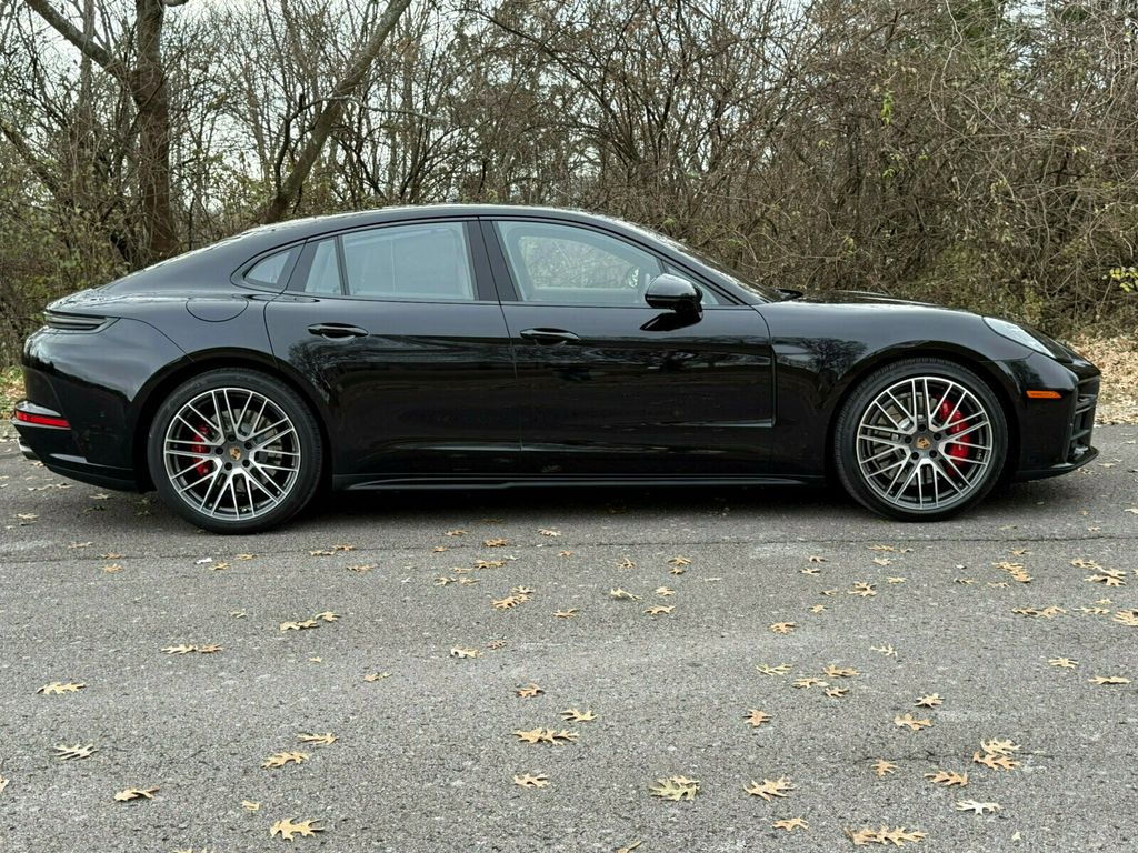 2026 Porsche Panamera GTS AWD, Premium Package, Burmester, Massage Seats - 22964003 - 5